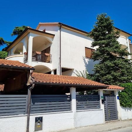 Apartments "M" Πούλα Εξωτερικό φωτογραφία