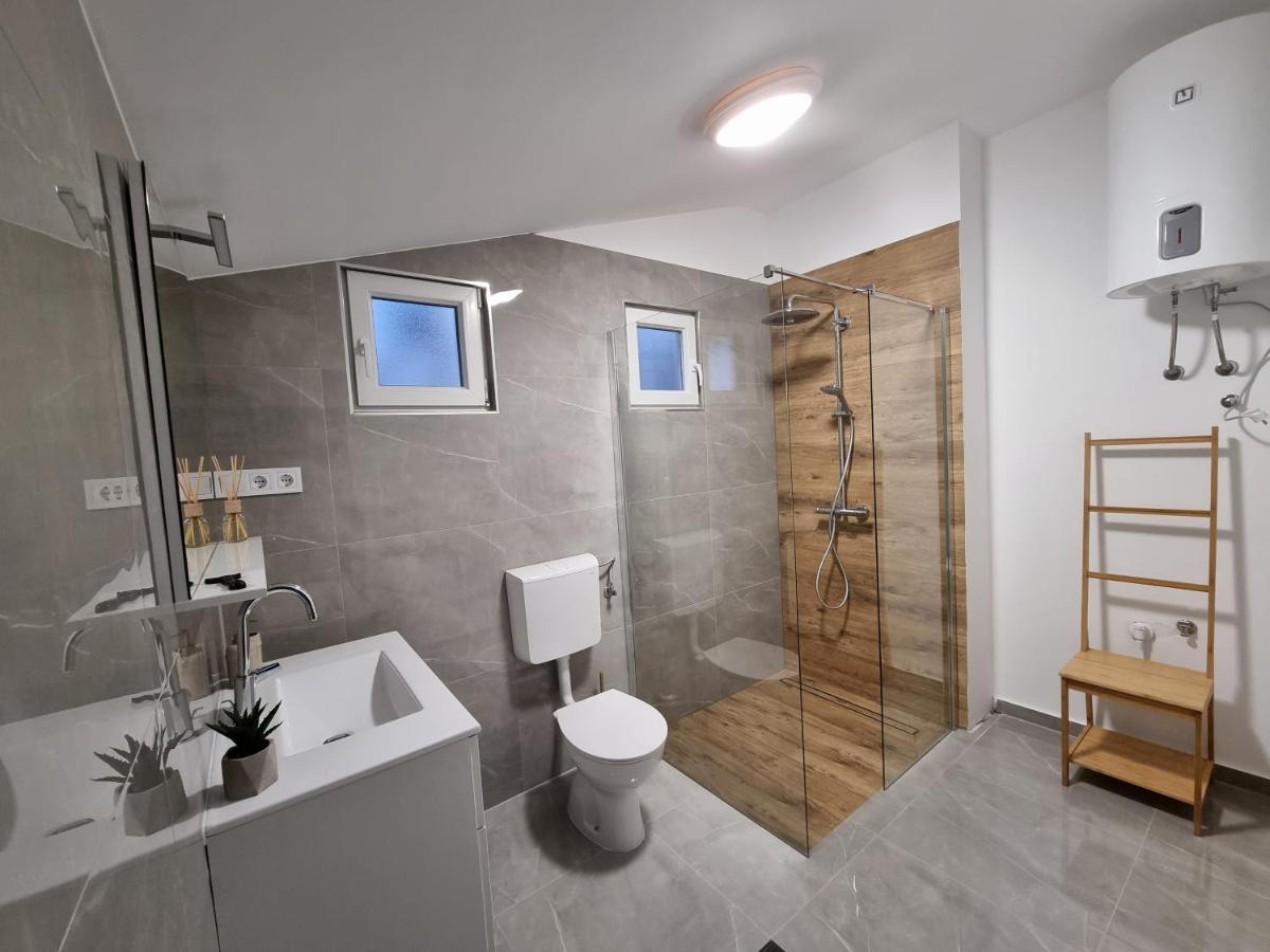 Apartments "M" Πούλα Εξωτερικό φωτογραφία