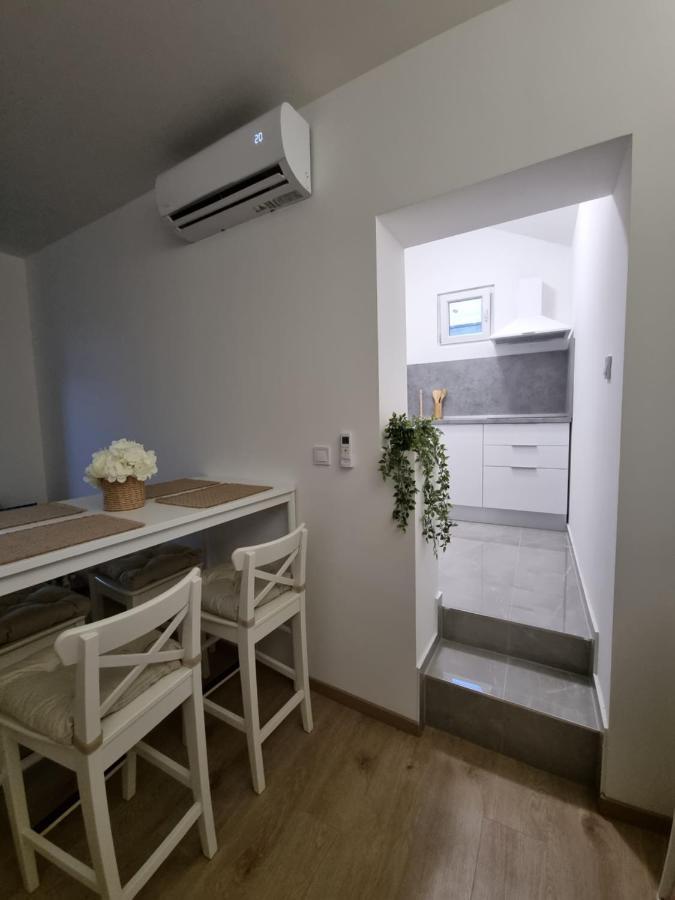 Apartments "M" Πούλα Εξωτερικό φωτογραφία